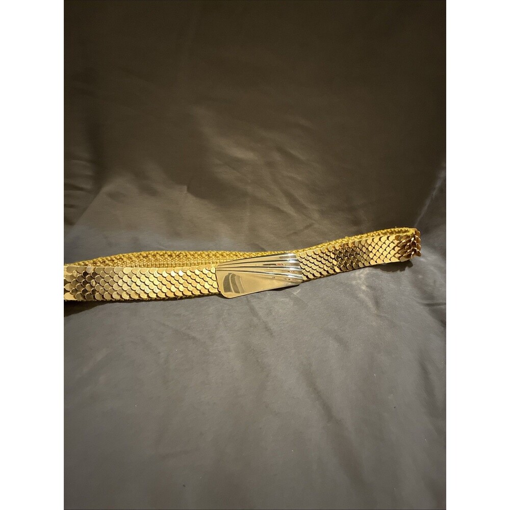 Vintage Brass Stretch Belt Golden Fin Shell Buckle Mermaid Scales 70s Retro